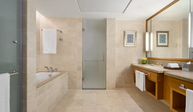 SHANGRI LA AL WAHA - Speciality Suite Bathroom
